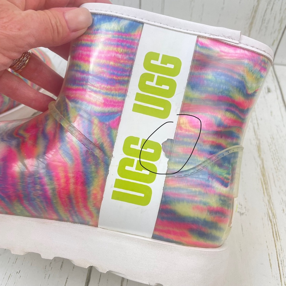 UGG Classic Clear Mini Pixelate Boots - Picture 10 of 16